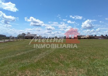 Terreno en Barrio Cerrado